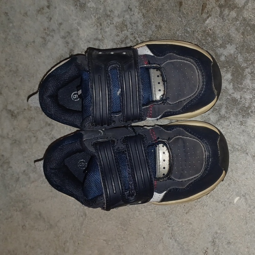 Prospirit navy athletic shoes size 6